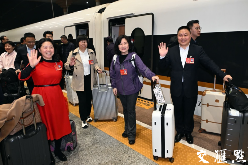 江苏省全国人大代表返回岗位
